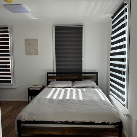 Studio In Bolton Town, Short Stay Studio 2 Buitenkant foto